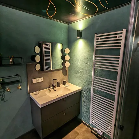 Wilhelms Kojen - Backbordkoje דירה